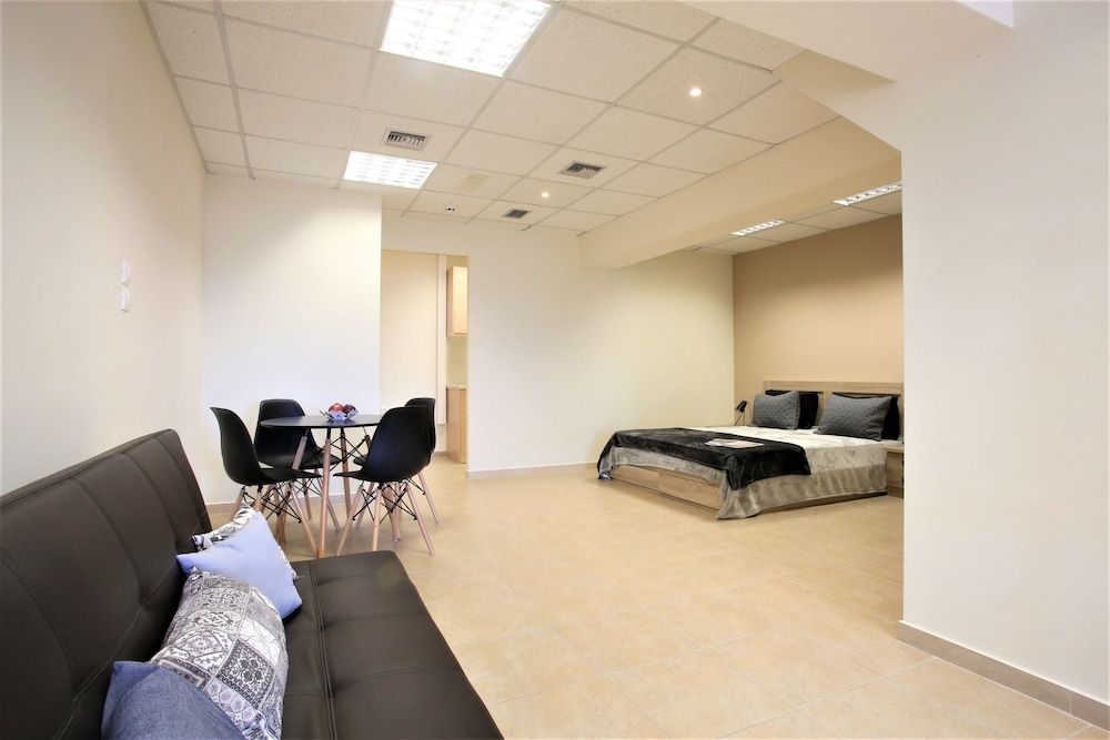 GK Airport Suites - Free Shuttle Standard Suite 4