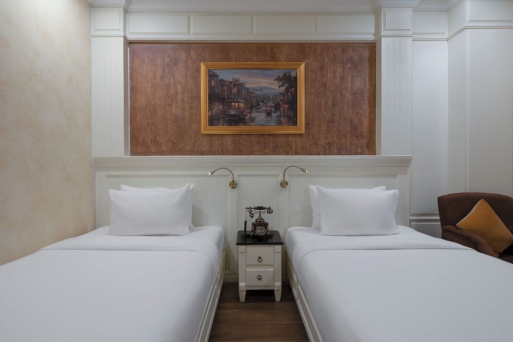 Anik Palace Hotel Deluxe Comfort Twin