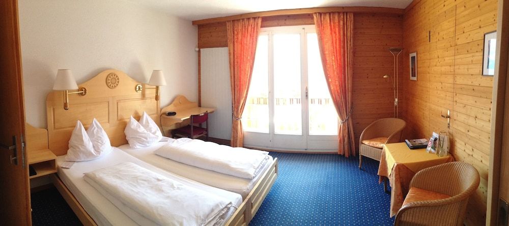 undefined Hotel Bellevue - Traditional Swiss Hideaway 2