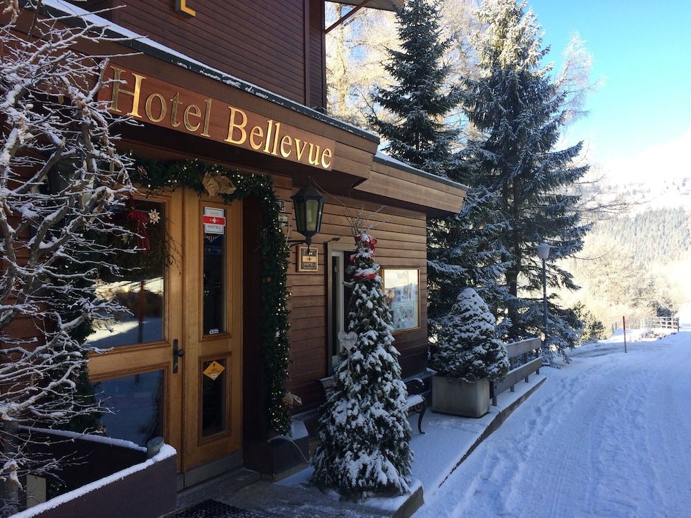 undefined Hotel Bellevue - Traditional Swiss Hideaway 10