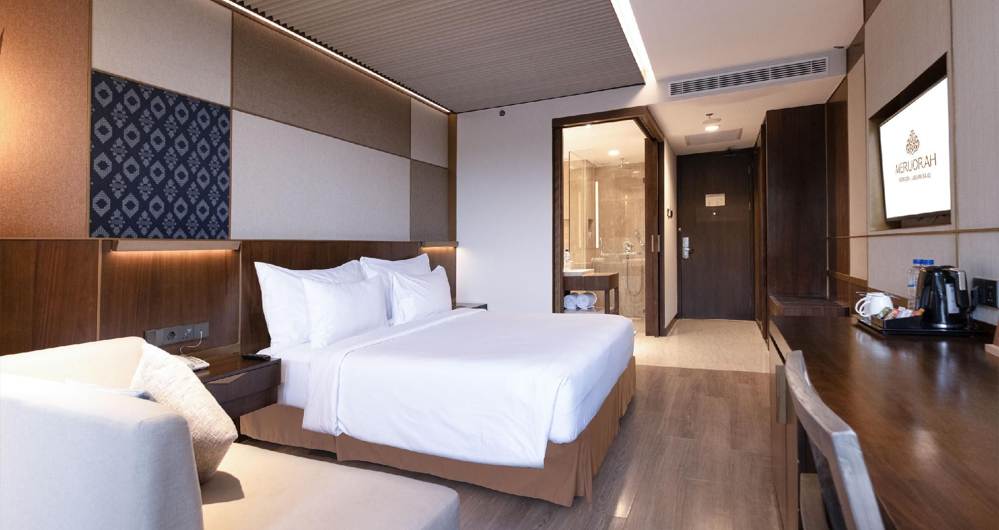 undefined Meruorah Komodo Labuan Bajo 10