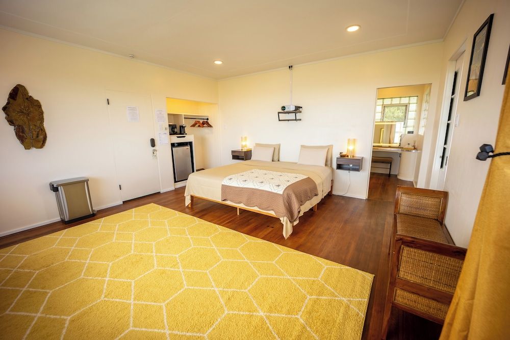 Classic Suite, 1 King Bed, Non Smoking