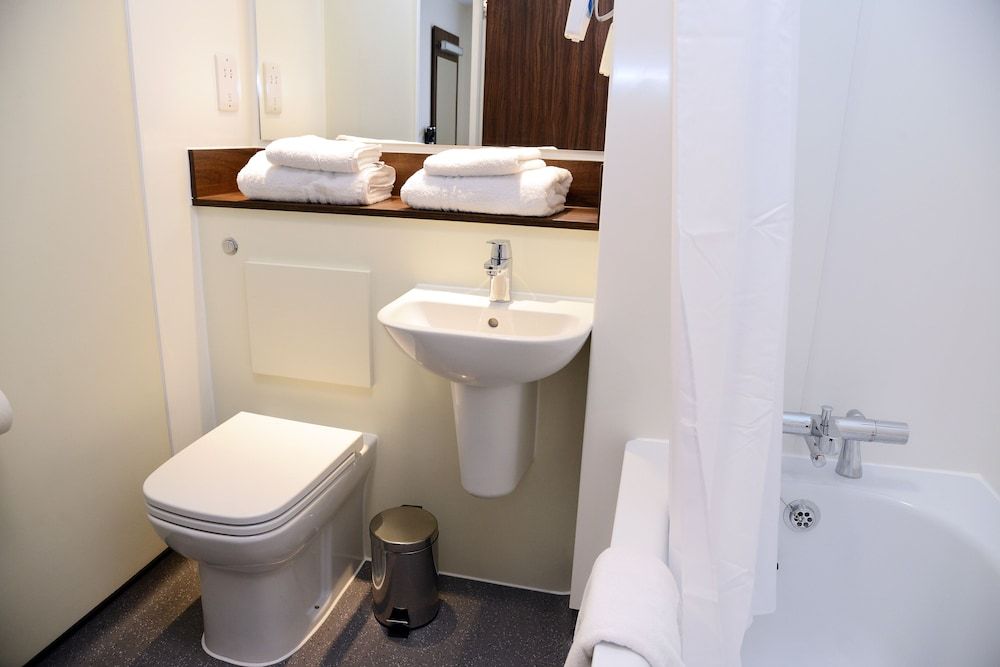 Lock Keeper, Worksop by Marston's Inns Double or Twin Room 8