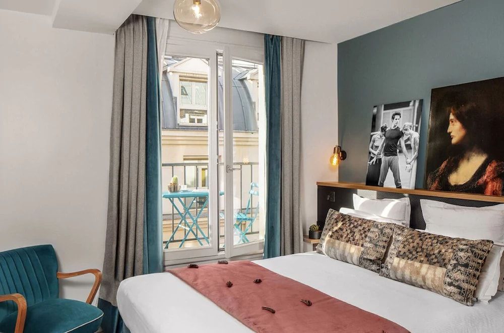 undefined Lyric Hotel Paris 4