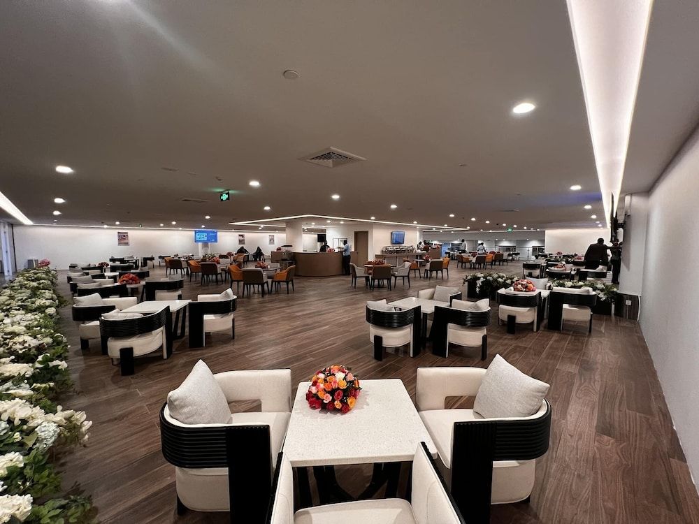 undefined Skylight In-Terminal Hotel 7