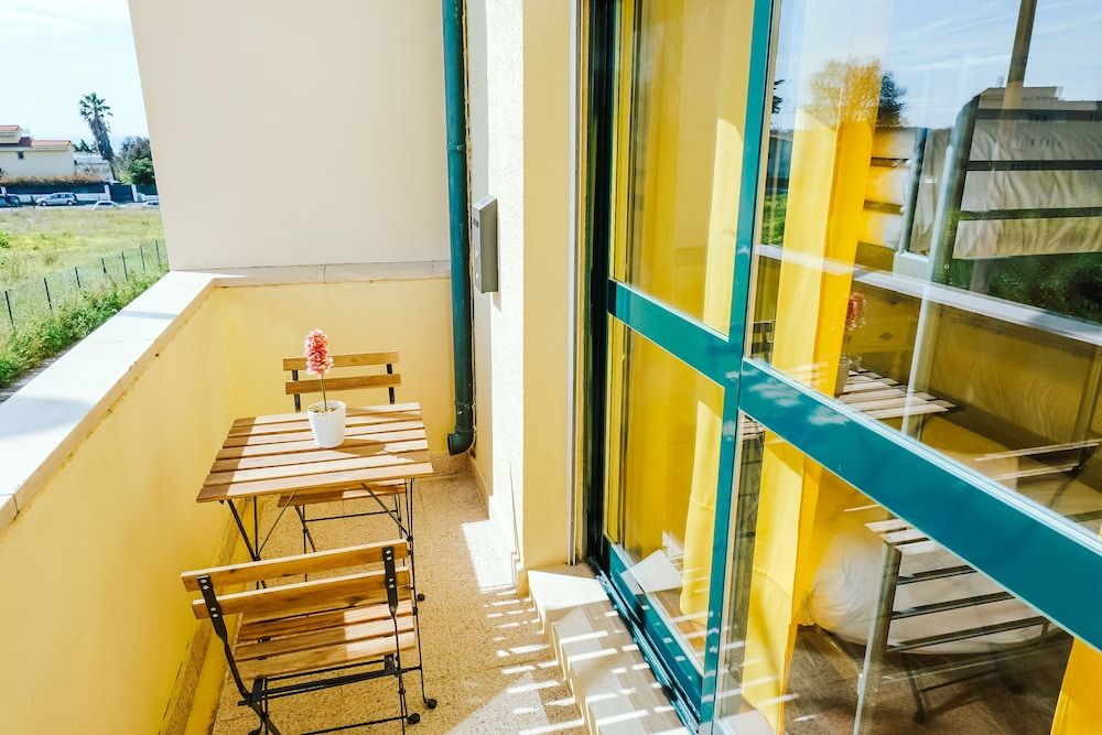 undefined Help Yourself Hostels - Restelo 10