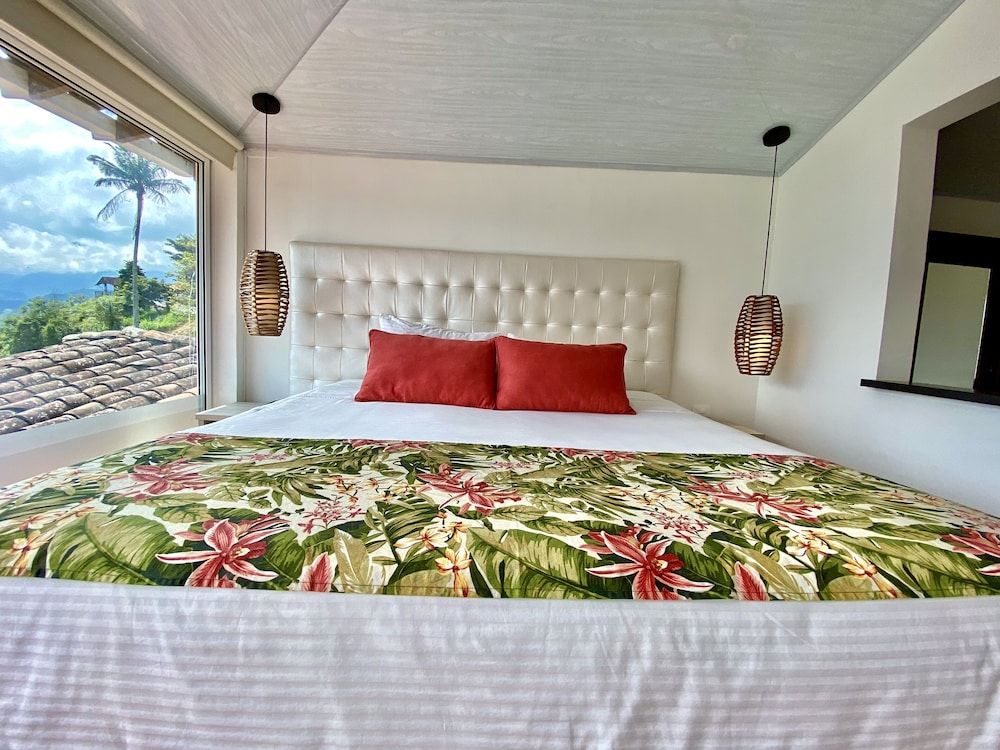 Superior Double Room, Mountain View (Bosque de Niebla)