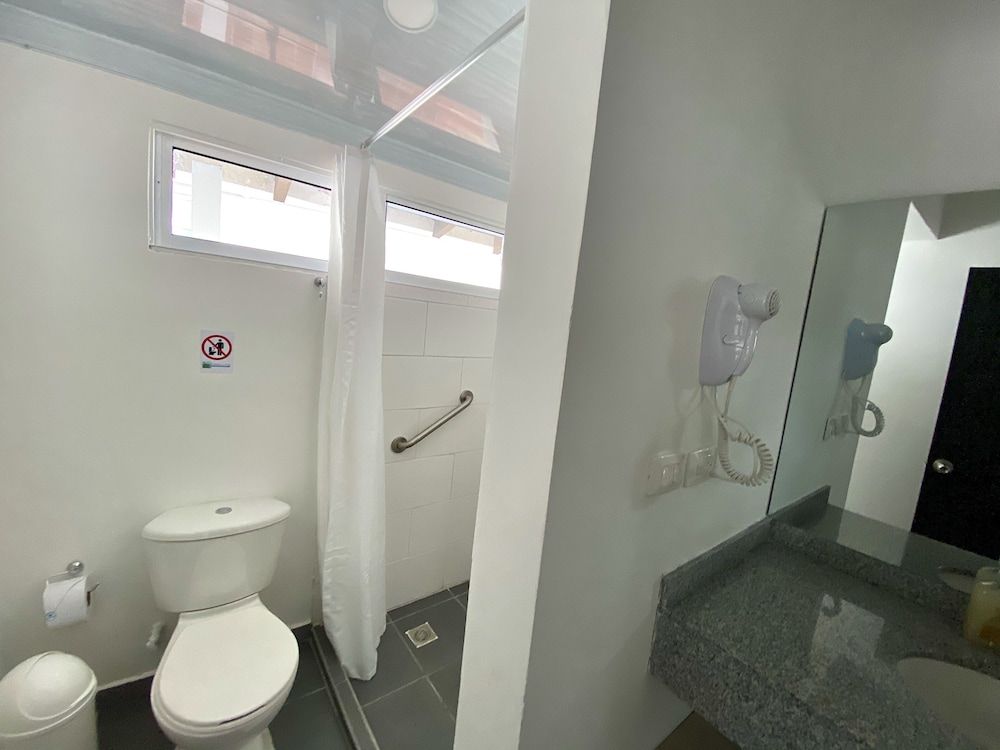 Hotel El Mirador del Cocora Superior Double Room, Jetted Tub, Mountain View 8