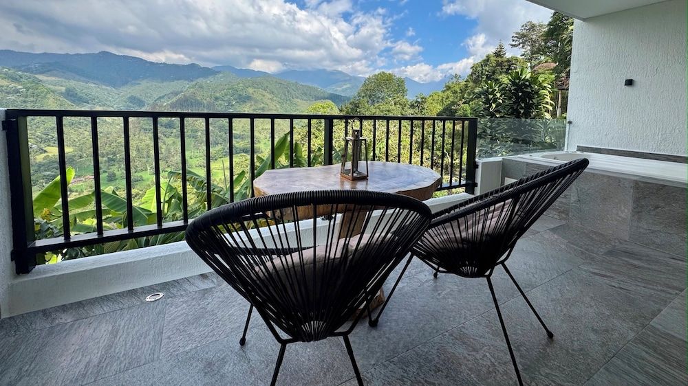 Hotel El Mirador del Cocora Premium Room 4