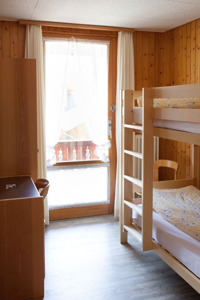 undefined Hotel Edelweiss Wengen 4