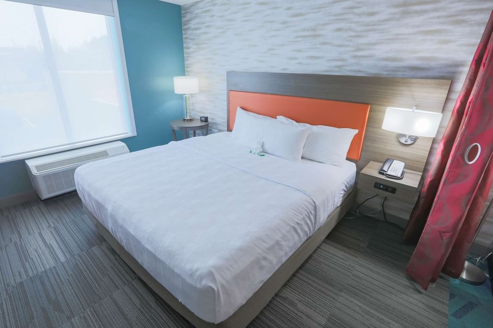 Studio Suite, 1 King Bed, Non Smoking