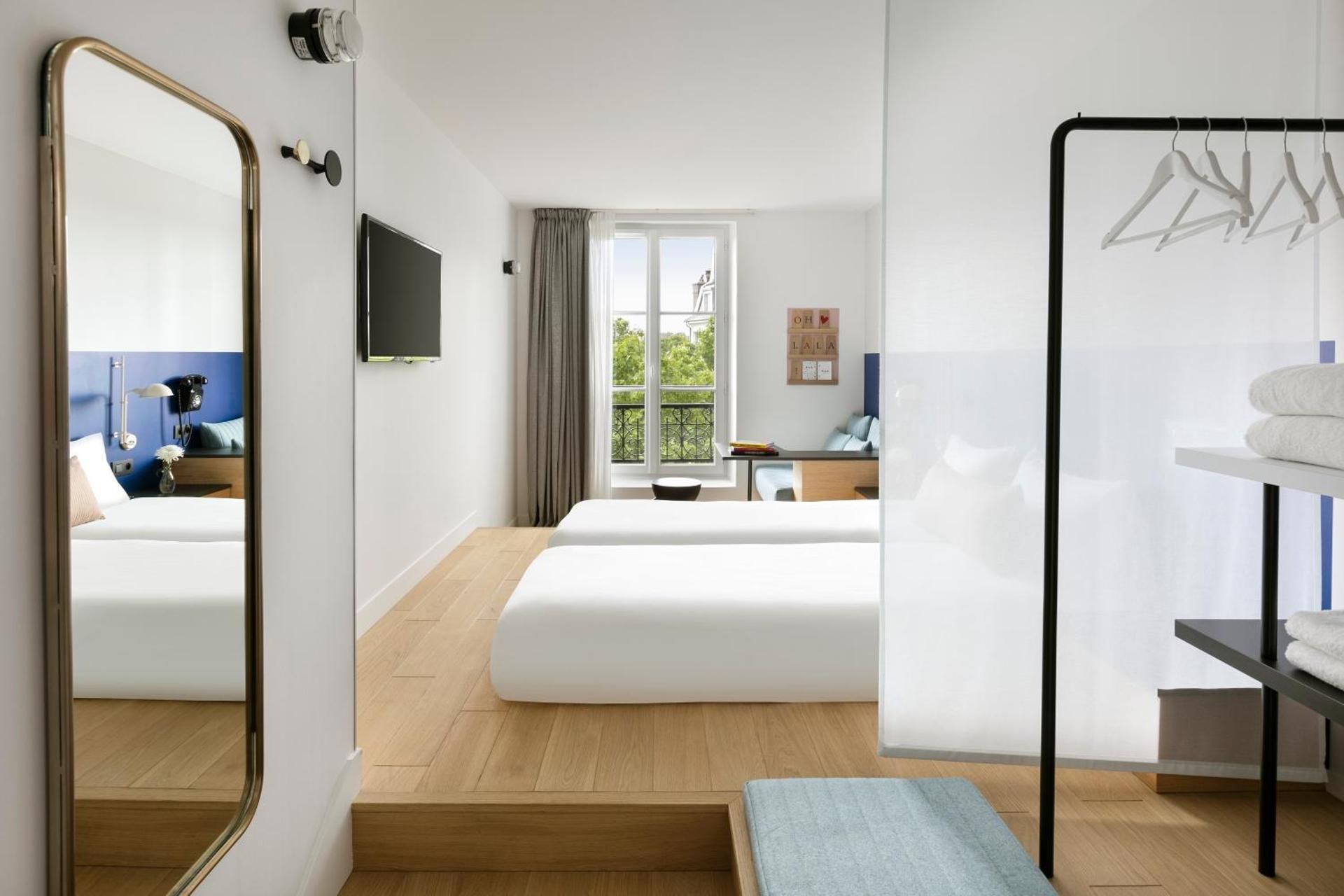 undefined Oh La La! Hotel bar - Paris Bastille 7