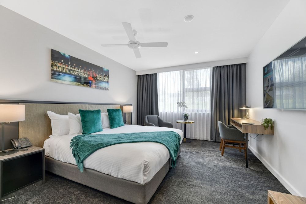 Classic King Suite