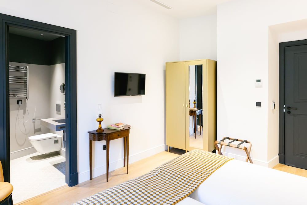 Joya del Casco Boutique Hotel Superior Double or Twin Room 8