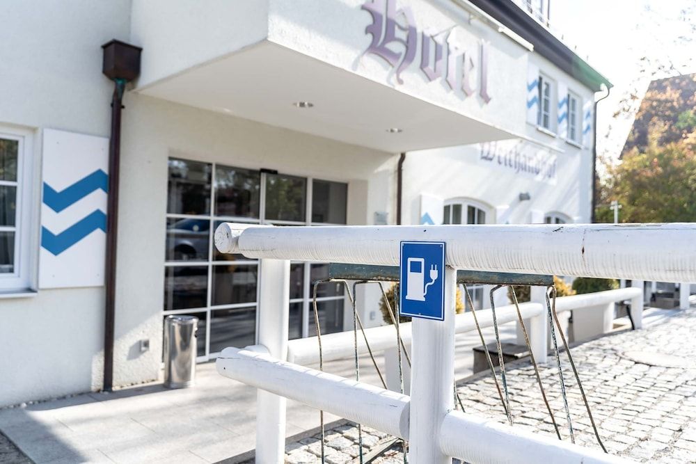 undefined Weichandhof 7