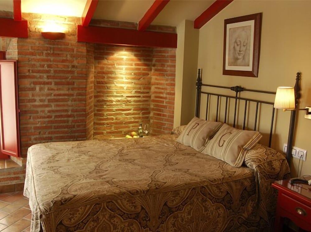 Hotel Plaza Grande Double or Twin Room 2