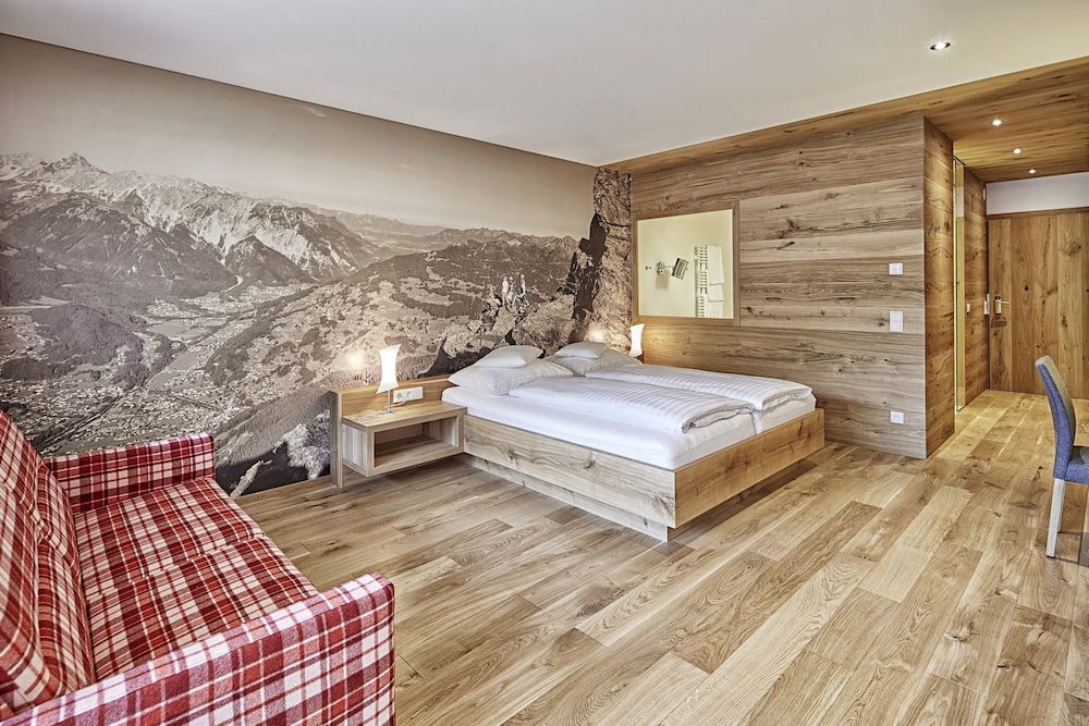 Junior Double Room, Balcony, Mountain View