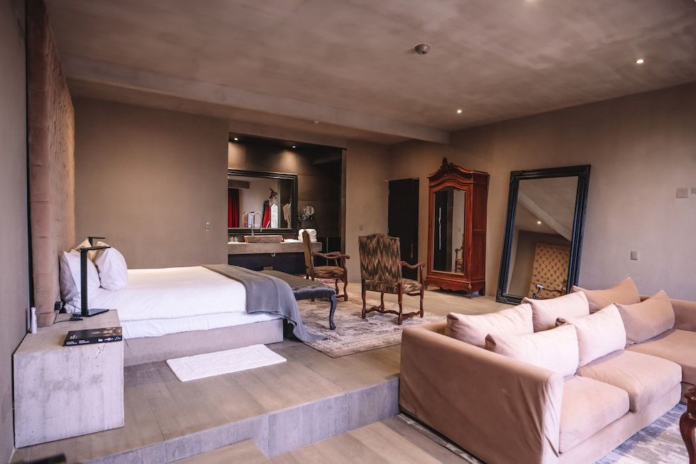 Casa Malca Junior Suite, Beachfront 9