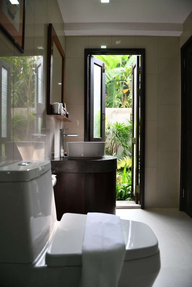 El Barrio Lanna Lanna Family Room with Garden 8