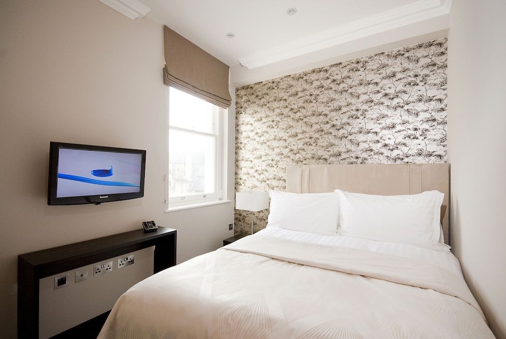 undefined 130 Queen's Gate Apartments 8