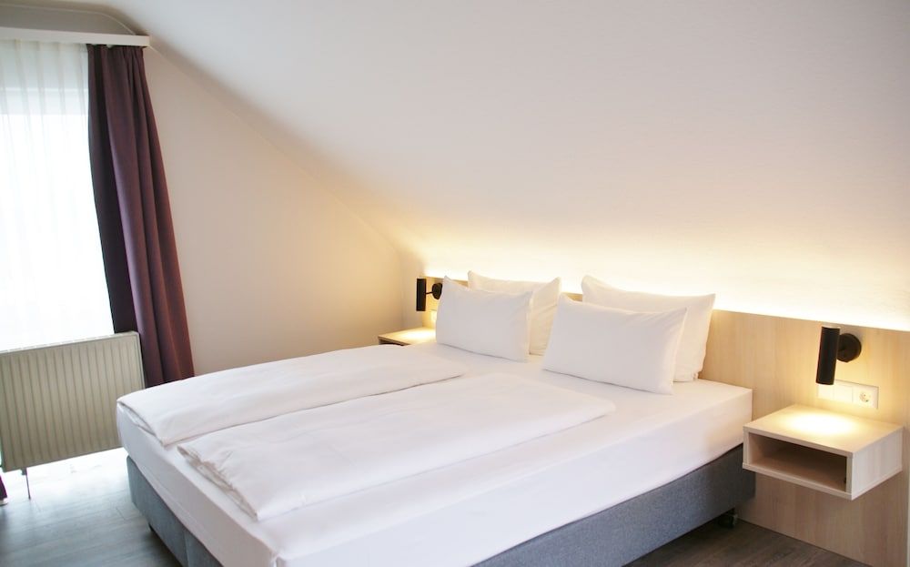 Taste Hotel Hockenheim Superior Double Room 3
