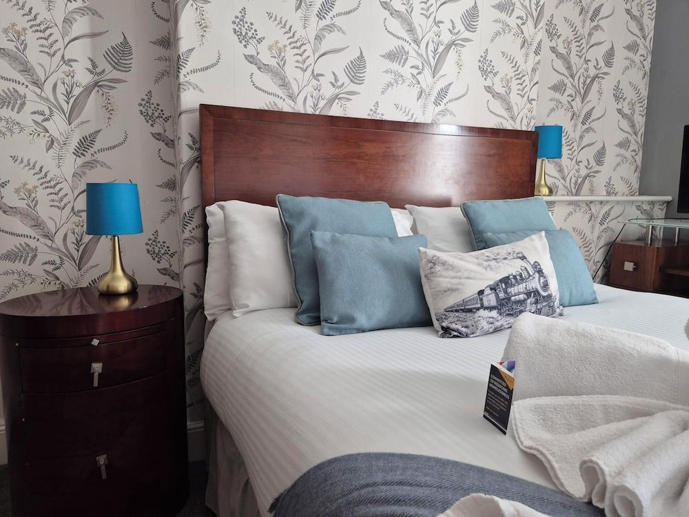 The Great Western Hotel Standard Double Room, 1 King Bed, Non Smoking 3