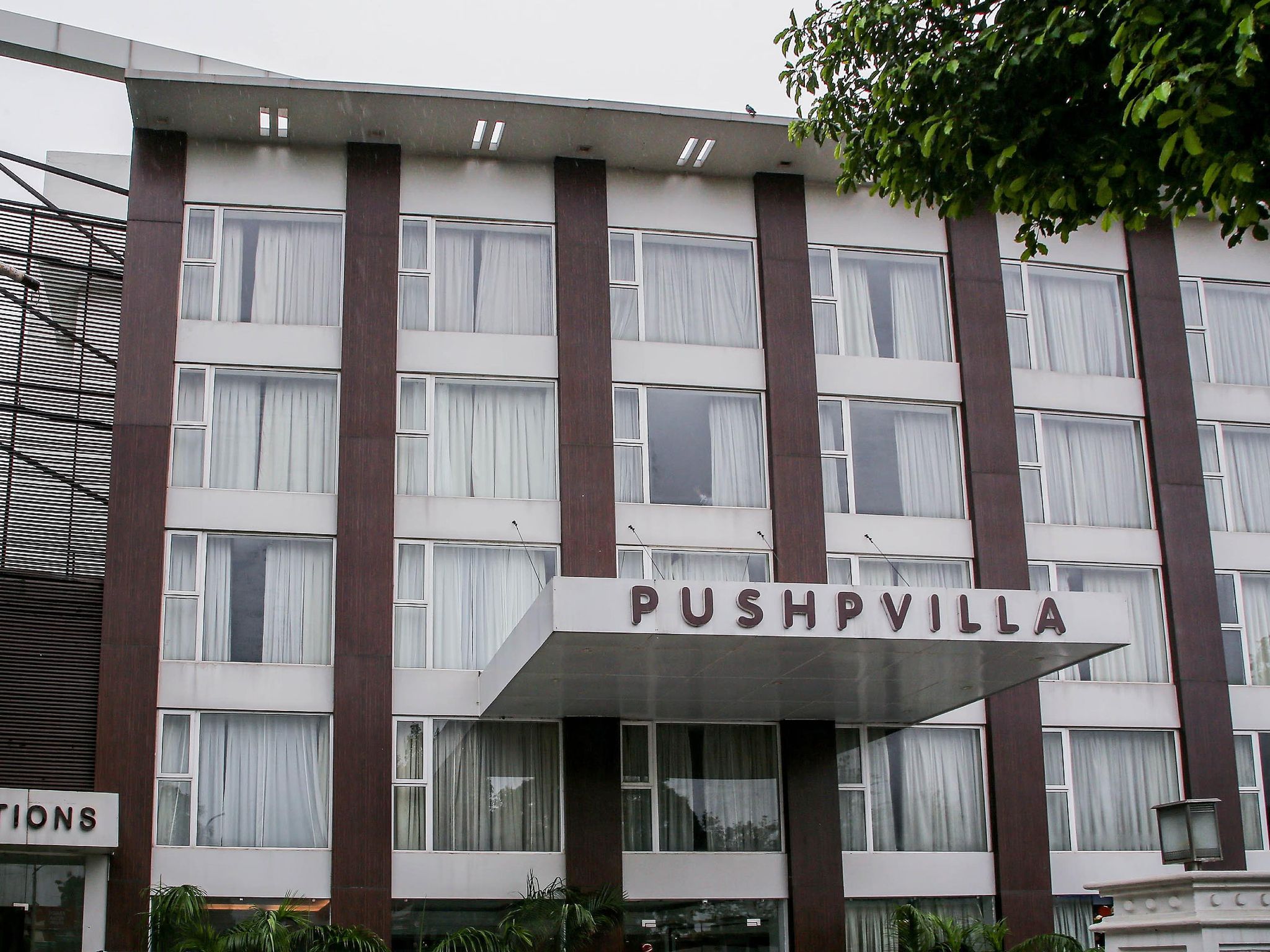 Hotel Pushp Villa