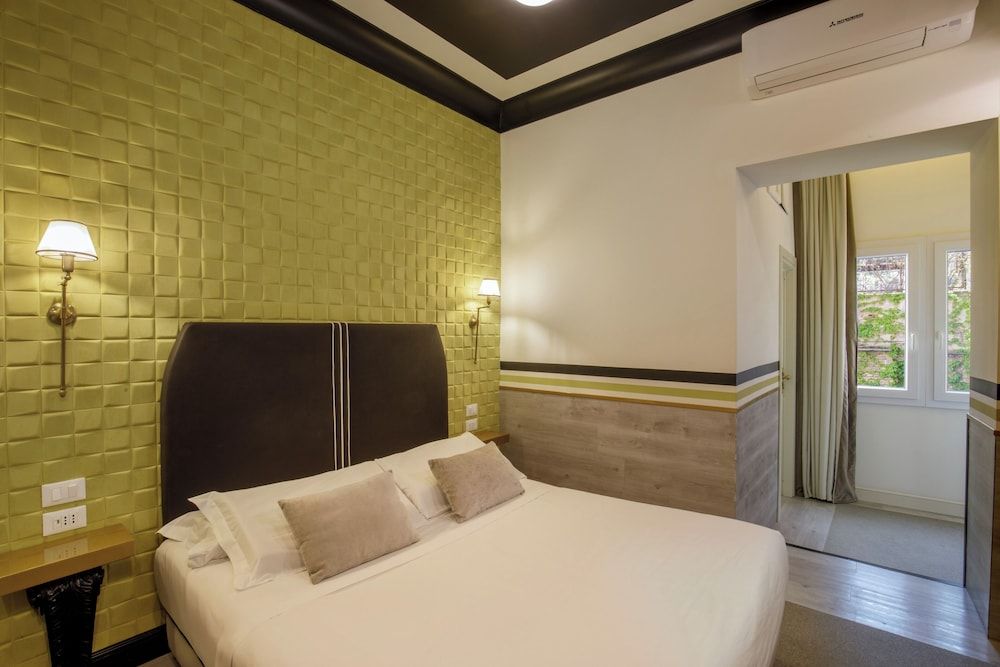 Relais Luxury Corso Standard Double Room 3