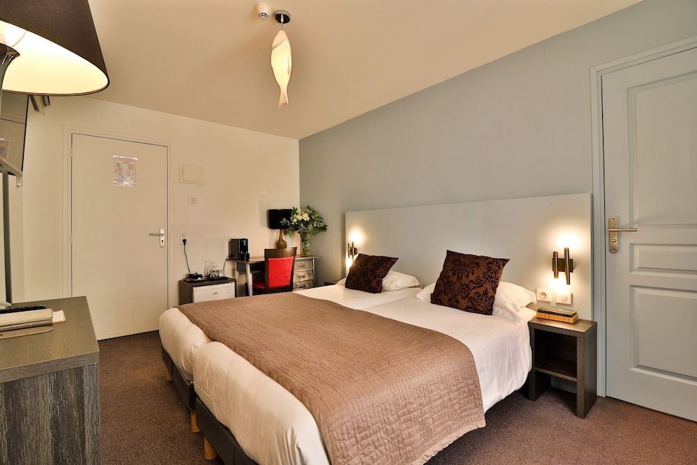 undefined Hôtel Le G 3