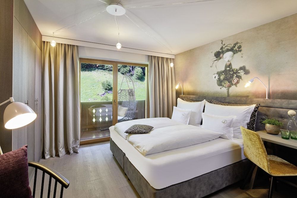 Comfort Room, Balcony (Mountain Soul)