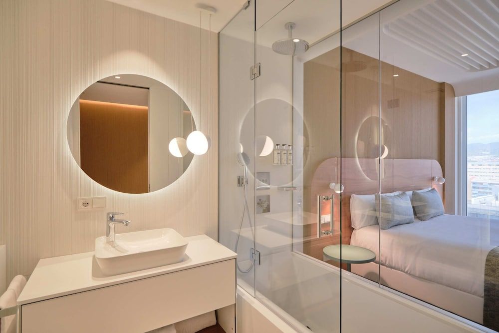 Hotel Marina Badalona Habitacin estndar doble, vistas al mar y acceso al Spa 3