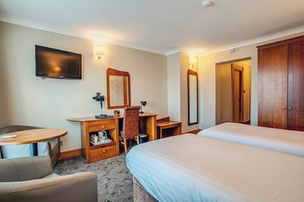 Riverview Twin Room