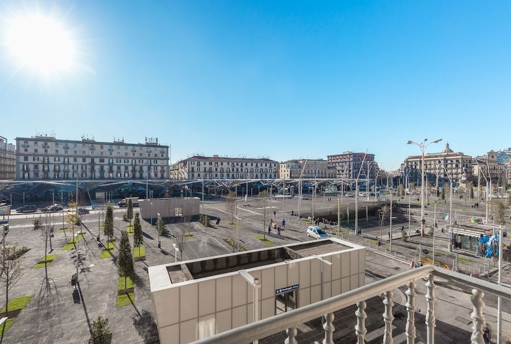 Palace Napoli Classic Double Room 7