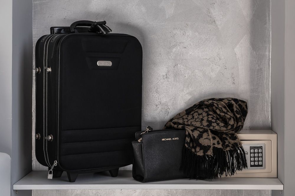 Palace Napoli Classic Double Room 20