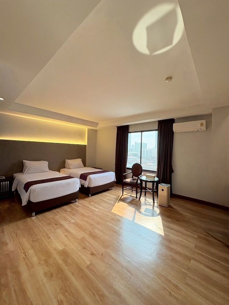 undefined Atrium Boutique Hotel 2