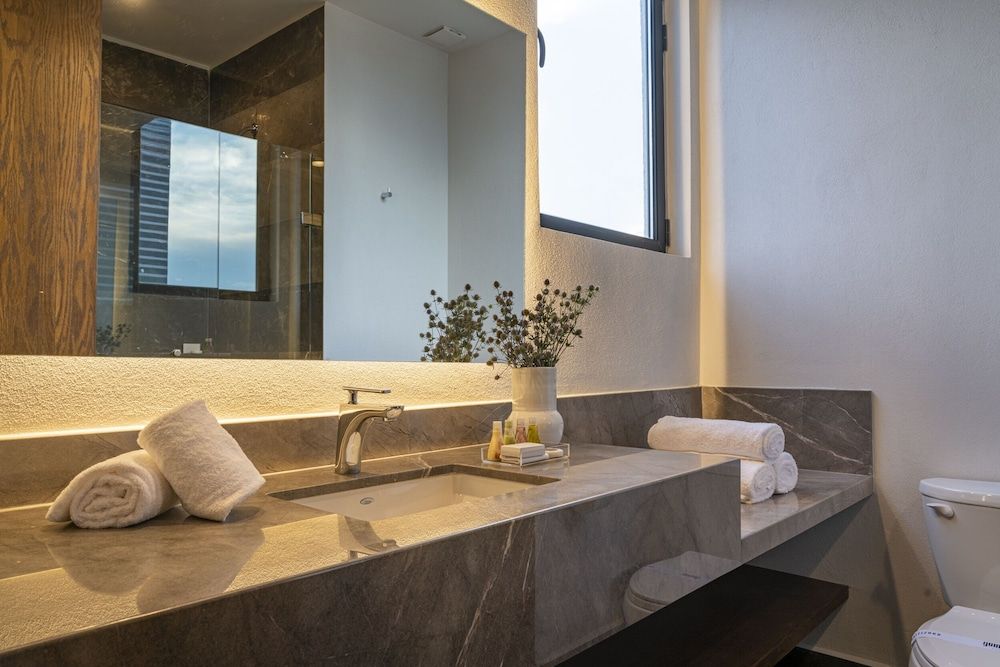 Gumont Guadalajara López Mateos - Minerva Superior Double Room 12