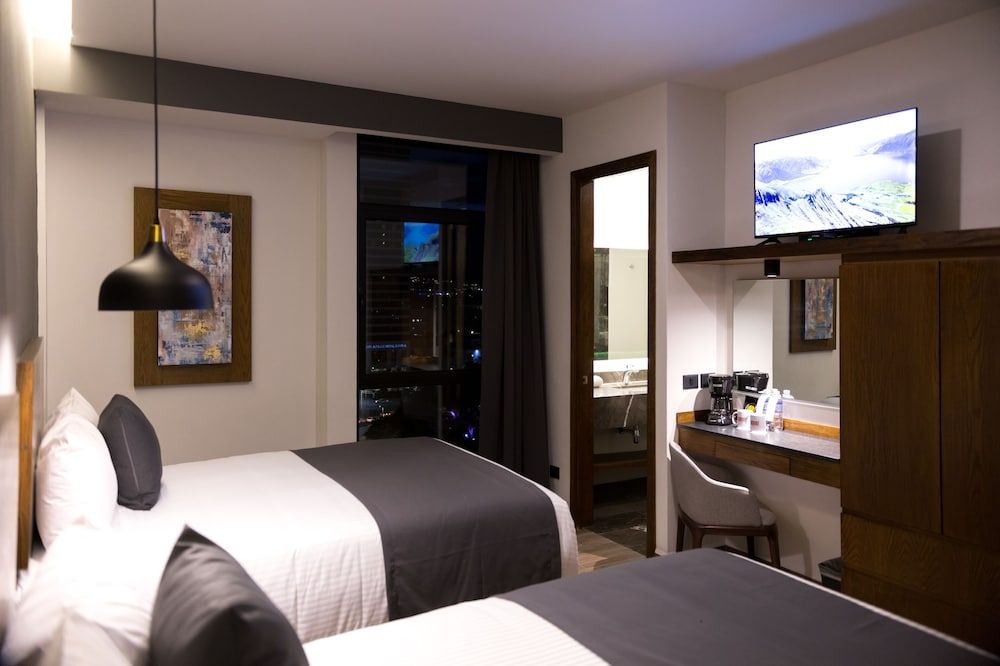 Gumont Guadalajara López Mateos - Minerva Superior Double Room 5