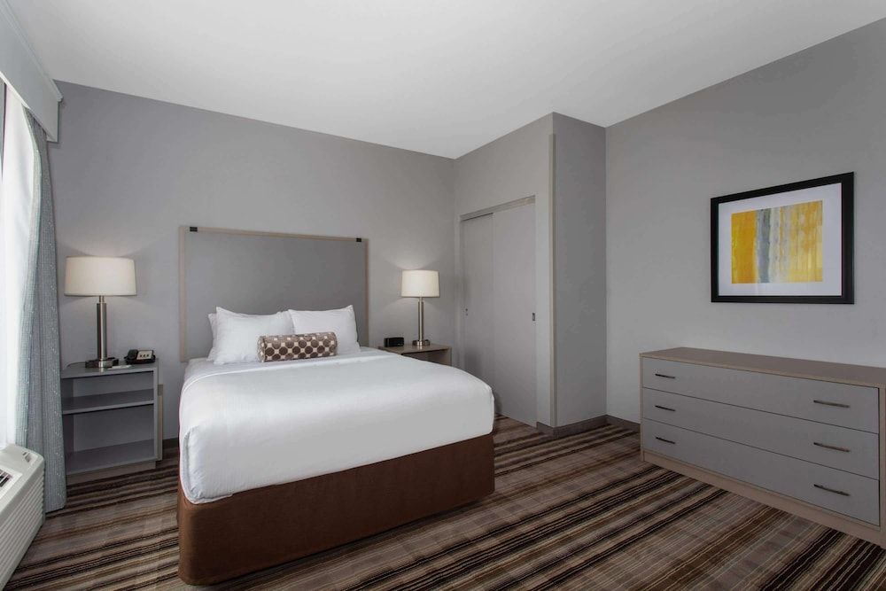 Suite, 1 Bedroom, Non Smoking, Kitchenette