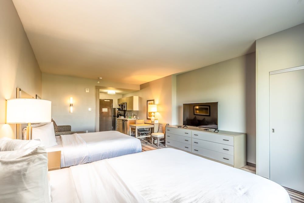 Suite, 2 Queen Beds, Accessible, Non Smoking (Kitchenette)