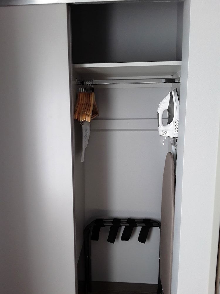 Studio Suite, 1 Queen Bed, Non Smoking, Kitchenette