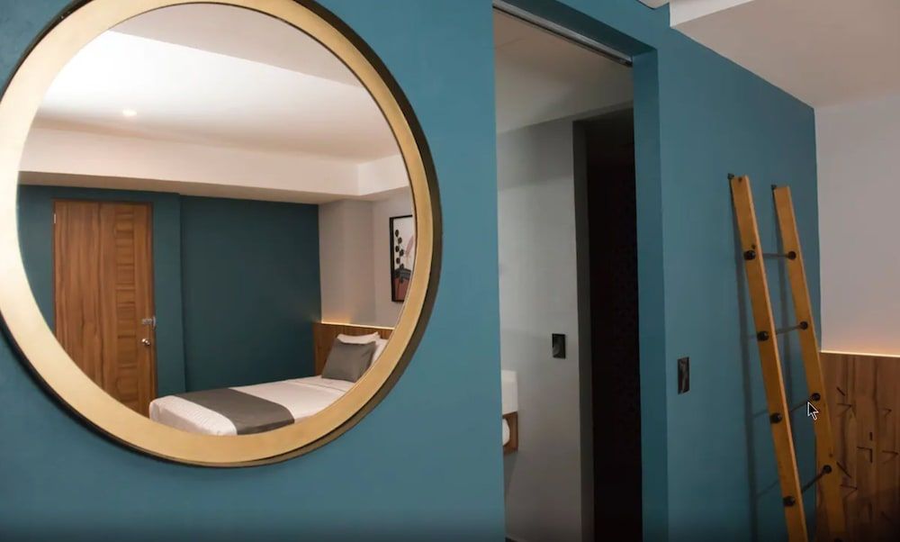 Hotel Flamencos Centro Histórico Deluxe Room 15