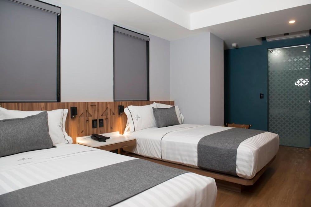 Hotel Flamencos Centro Histórico Superior Room, 2 Double Beds 4