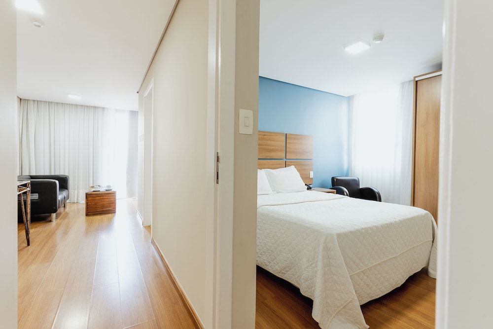 Victory Suites Hotel Deluxe Double Room 5