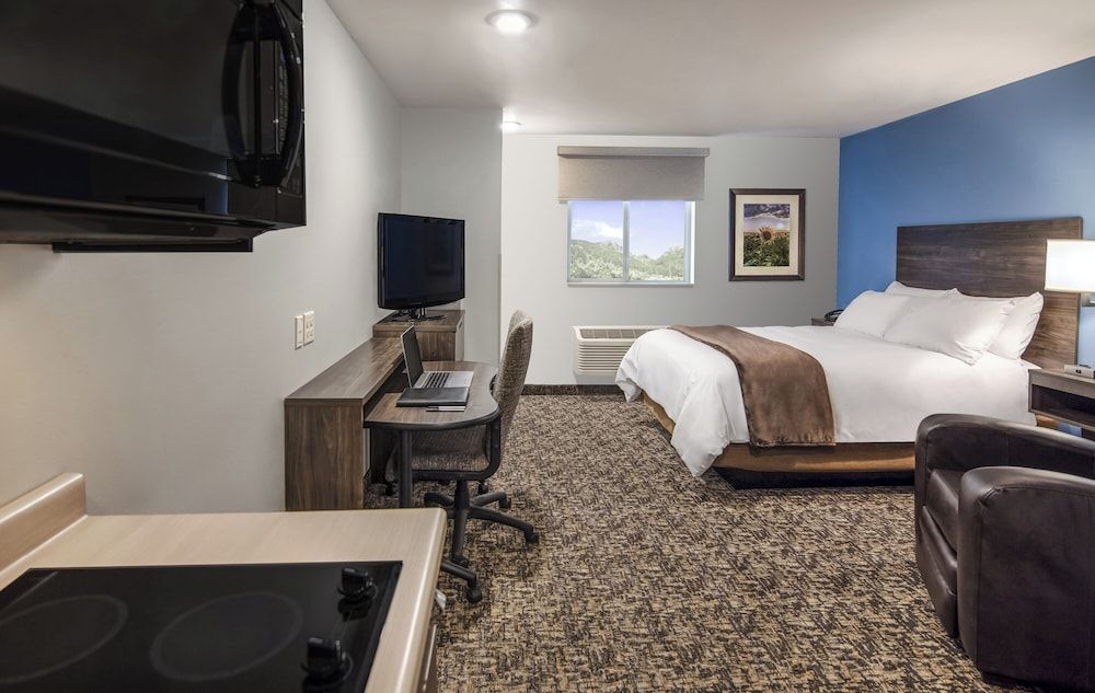 Room, 1 Queen Bed (Hearing Impaired with recliner)