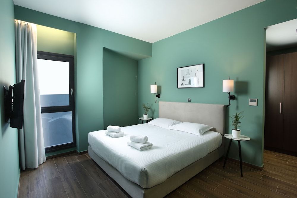 undefined Athens21 4