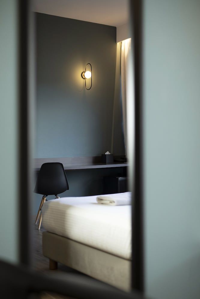 Athens21 Superior Double or Twin Room 11