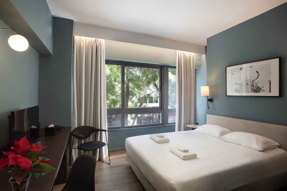 undefined Athens21 2