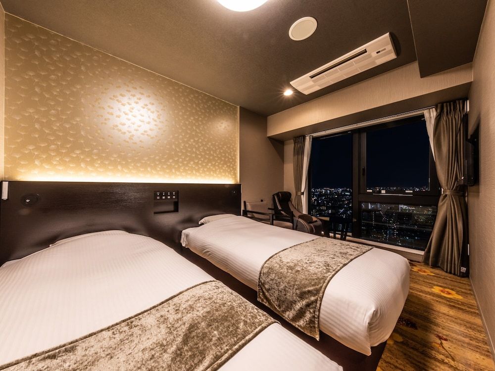 undefined APA Hotel Shin Osaka Eki Tower 5