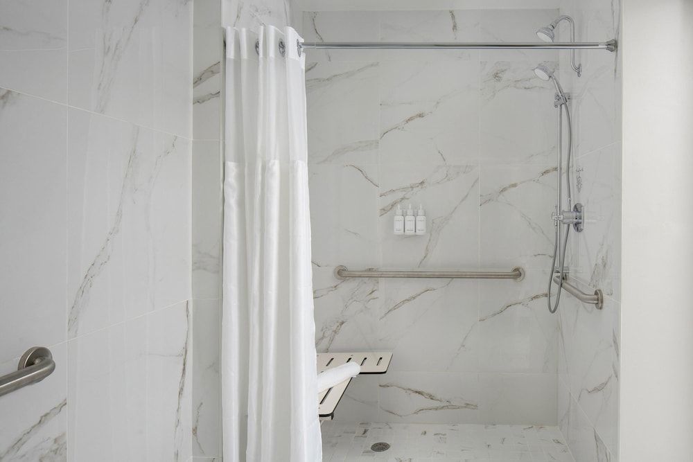 Classic Room, 2 Queen Beds (Mobility Accessible, Transfer Shower)