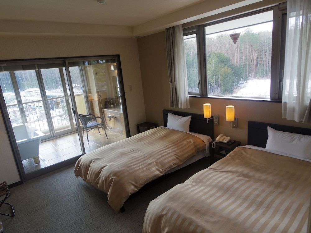 The Gran Resort Princess Fujikawaguchiko Special Room, Non Smoking, Mt.Fuji View, 61.20 Square Meter 4